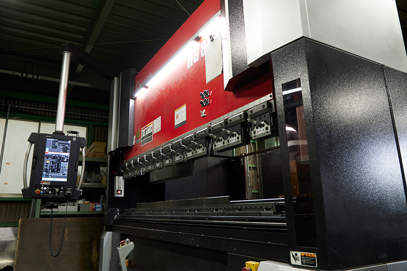 ハイブリットドライブベンダー　アマダ／HG8025